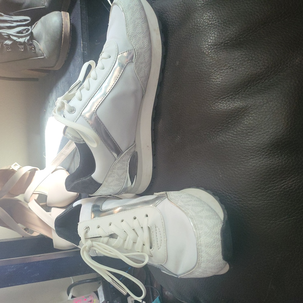 Micheal Kor Sneakers